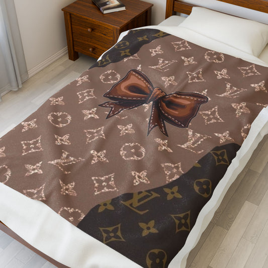 Luxurious Velveteen Plush Blanket with Bow Design - Cozy Decorative Throw for Home and Gifting